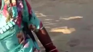 Desi girls showing off their tits in the desert
