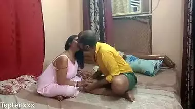 Lonely Bhabhi Has Sex With Maid Instead Of Watching Porn