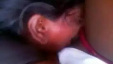 tamil girl blowjobs her bf dick outodoor aswome video
