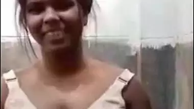 Bangladeshi Hot Girl Bathroom Video Call