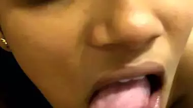 Desi Bank staff blowjob video – 2