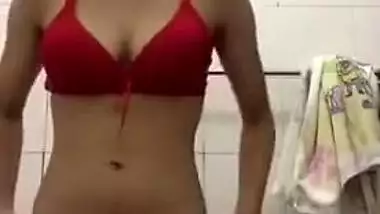 Today Exclusive- Cute Nepali Girl Showing Boobs And Pussy