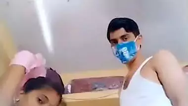 Beautiful wife’s desi sex MMS with her horny husband
