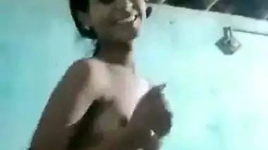 Indian girl dancing nude for Yaad Priya ki Ane lage