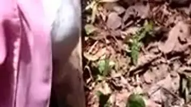 Hijabi Gf Booby young with Bf in forest